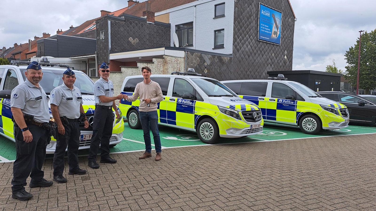 Aflevering V-klasse voor de politie